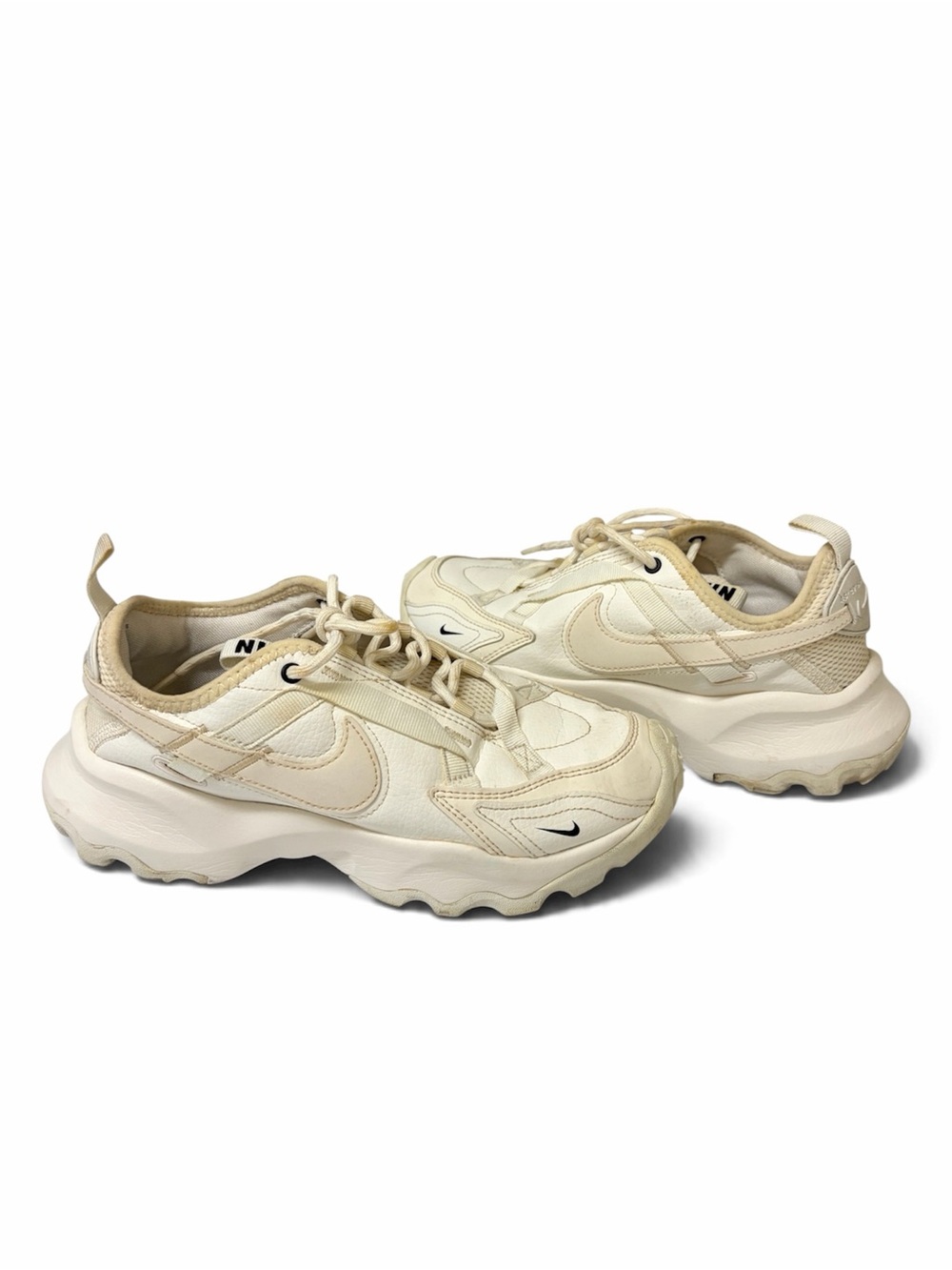 Nike TC 7900 Sail Chunky Dad Shoes DD9682-100 Size 6.5
